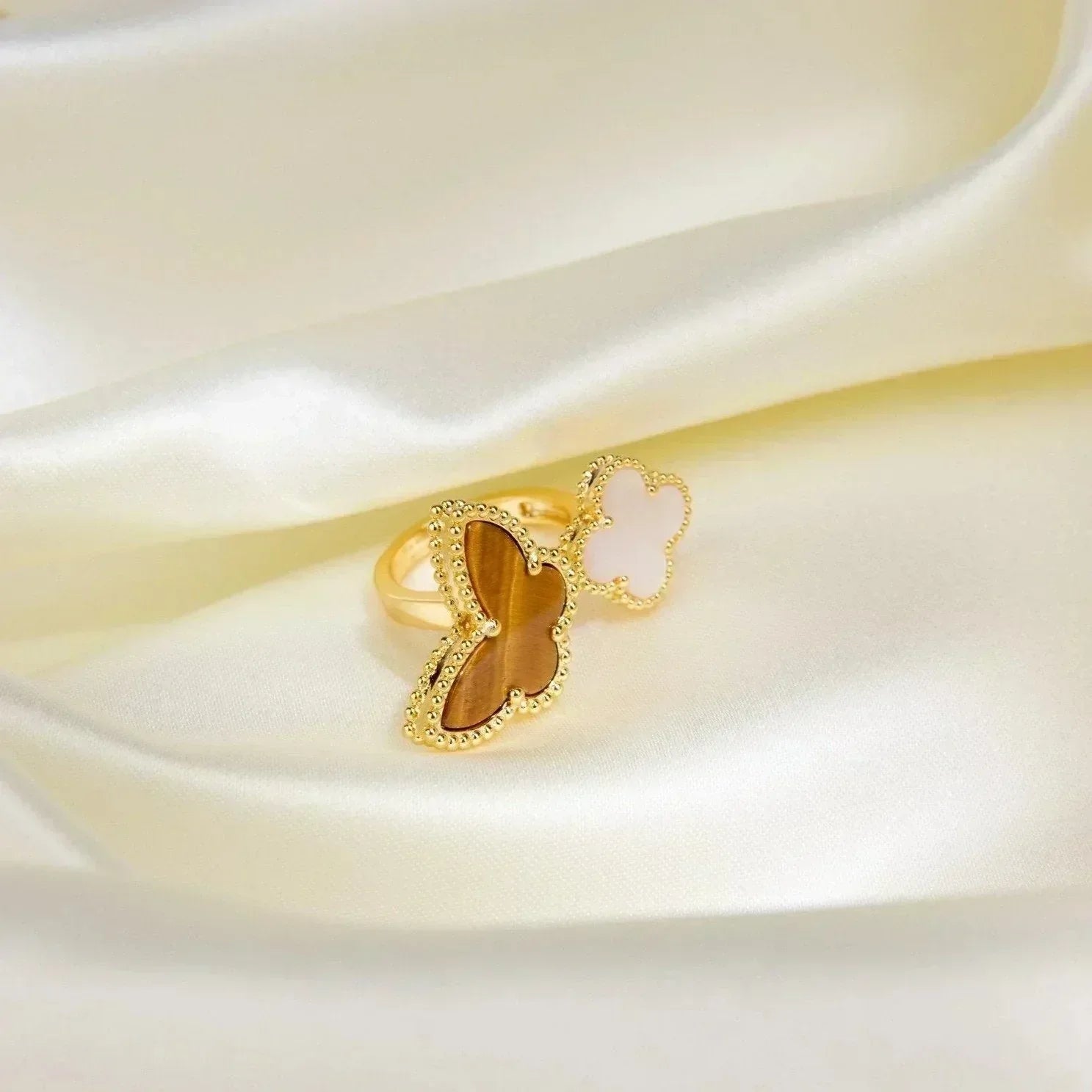 ¡®Star¡¯LUCKY BETWEEN THE FINGER RING