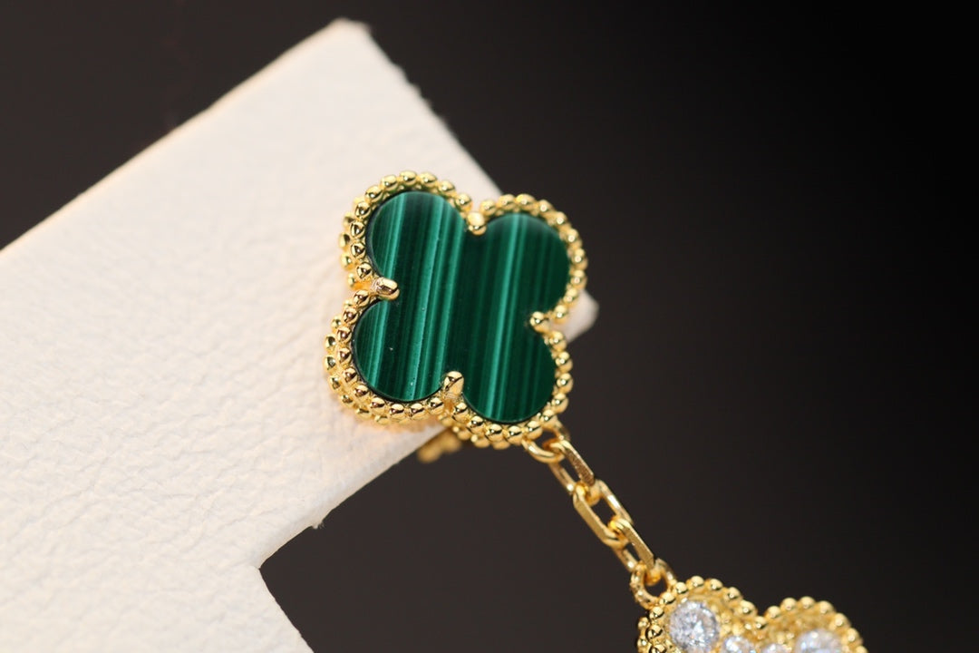¡®Star¡¯CLOVER EARRINGS GOLD MALACHITE DIAMOND 3 MOTIF