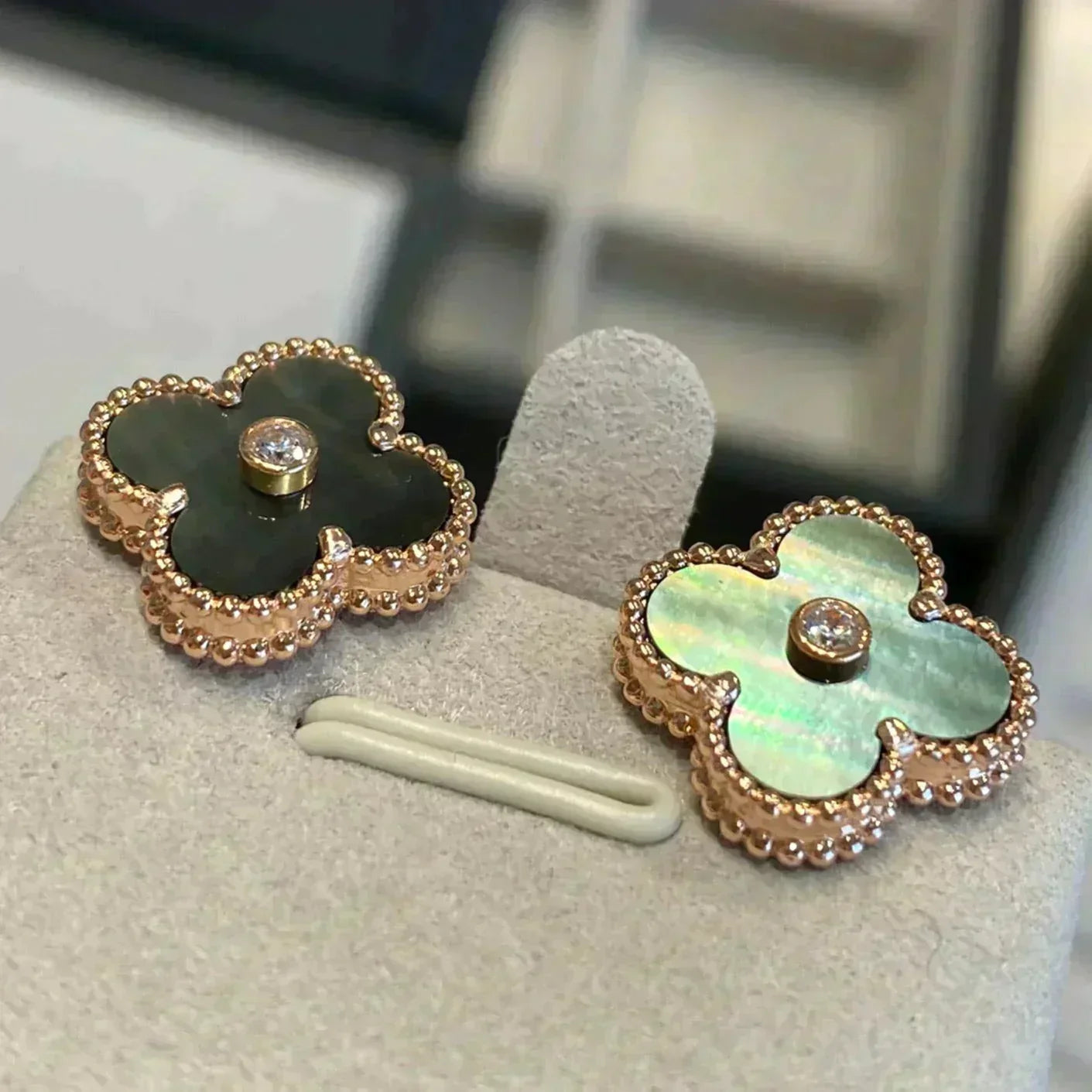 ¡®Star¡¯CLOVER MEDIUM 1 MOTIFS GRAY MOP  DIAMOND EARRINGS