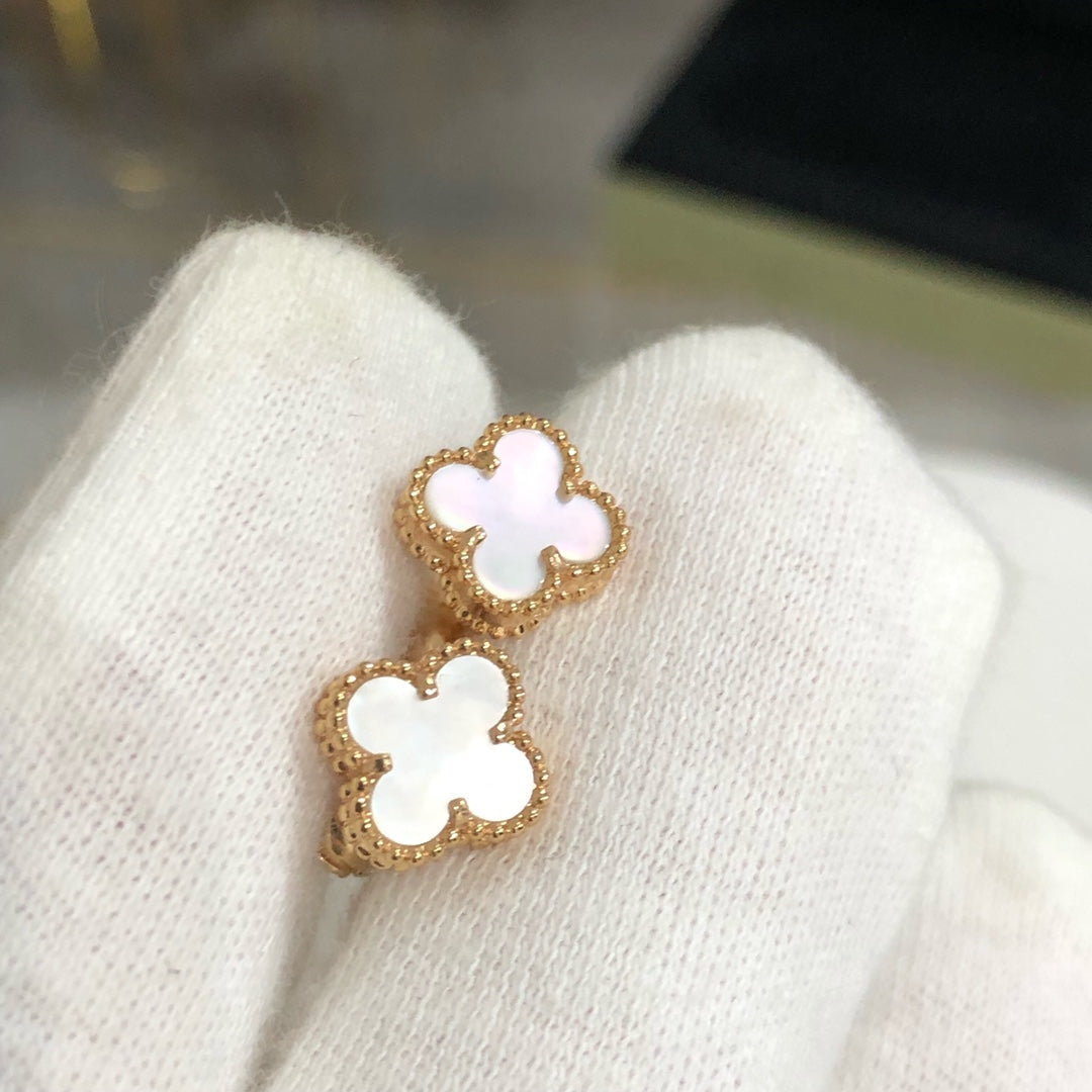 ¡®Star¡¯CLOVER MINI GOLD EARRINGS