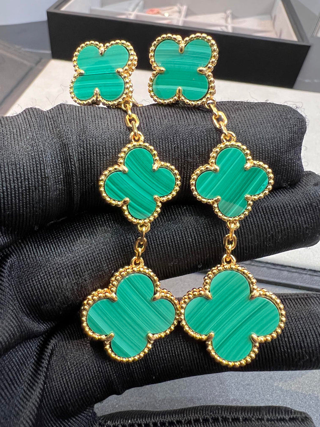 ¡®Star¡¯CLOVER MALACHITE 3 MOTIFS GOLD