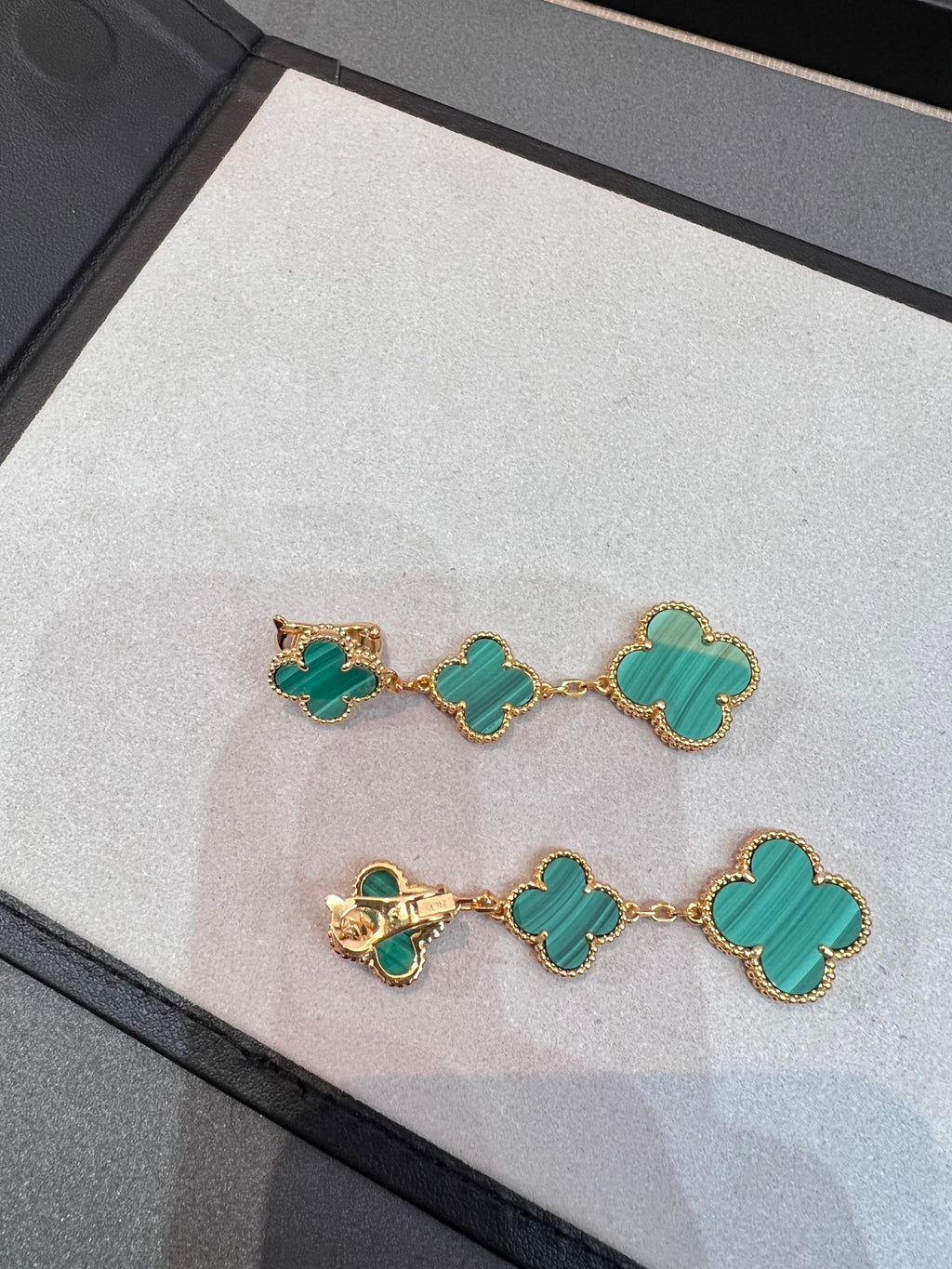 ¡®Star¡¯CLOVER MALACHITE 3 MOTIFS GOLD