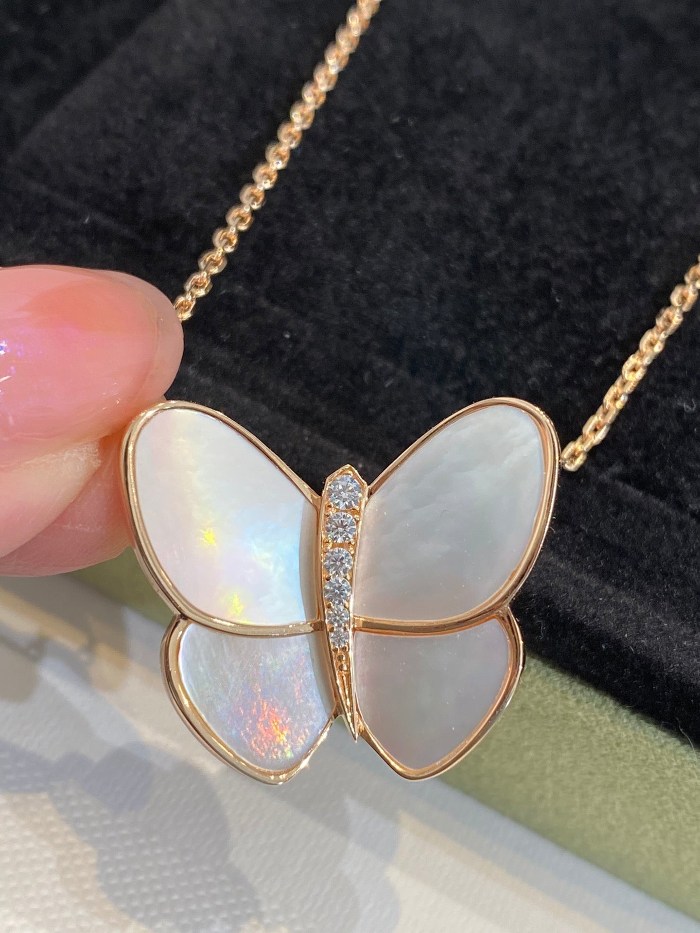 ¡®Star¡¯BUTTERFLY GOLD MOP DIAMOND NECKLACE