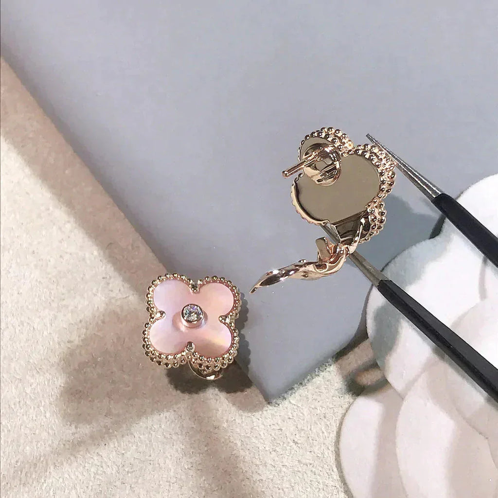 ¡®Star¡¯CLOVER MEDIUM 1 MOTIFS  PINK MOP DIAMOND EARRINGS