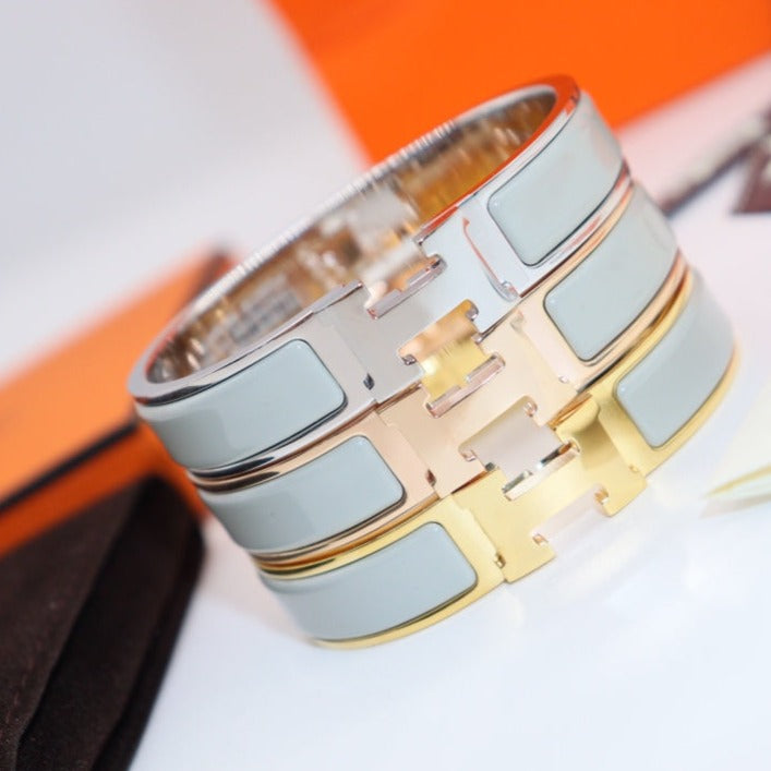¡®Star¡¯H LIGHT BLUE BRACELET