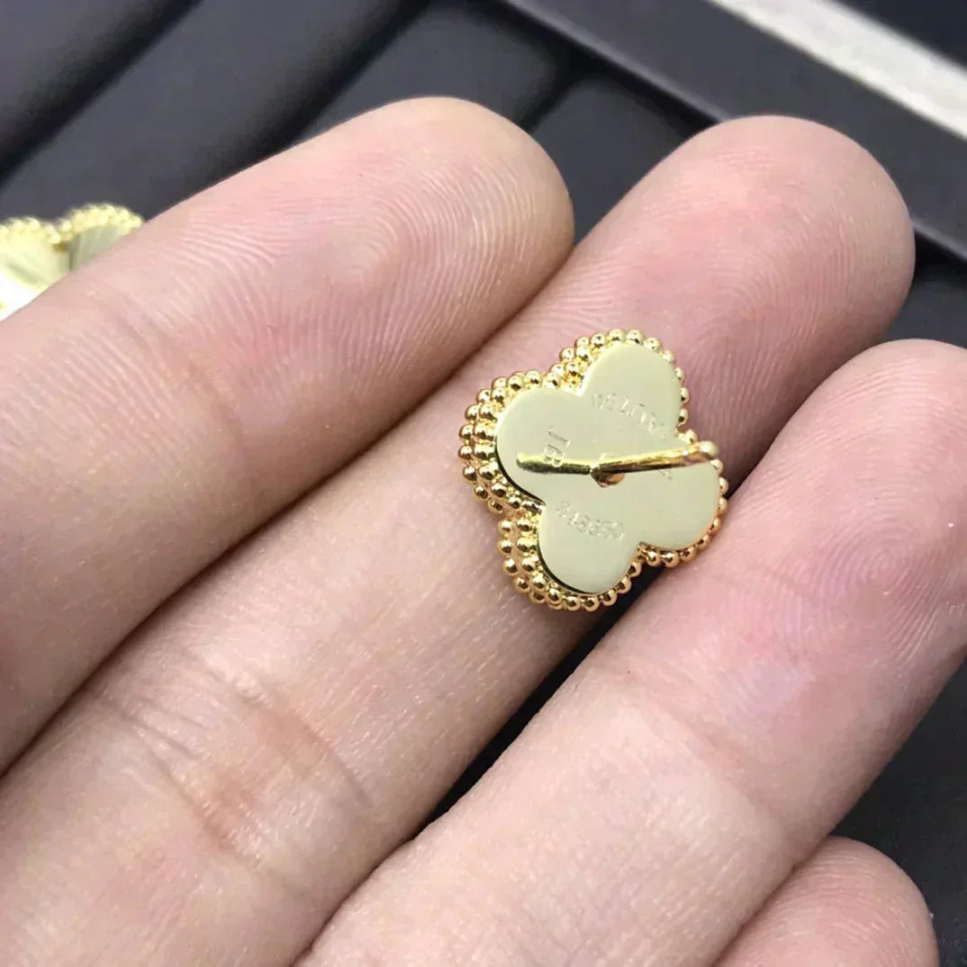 ¡®Star¡¯CLOVER MINI 9.5MM LASER EARRINGS