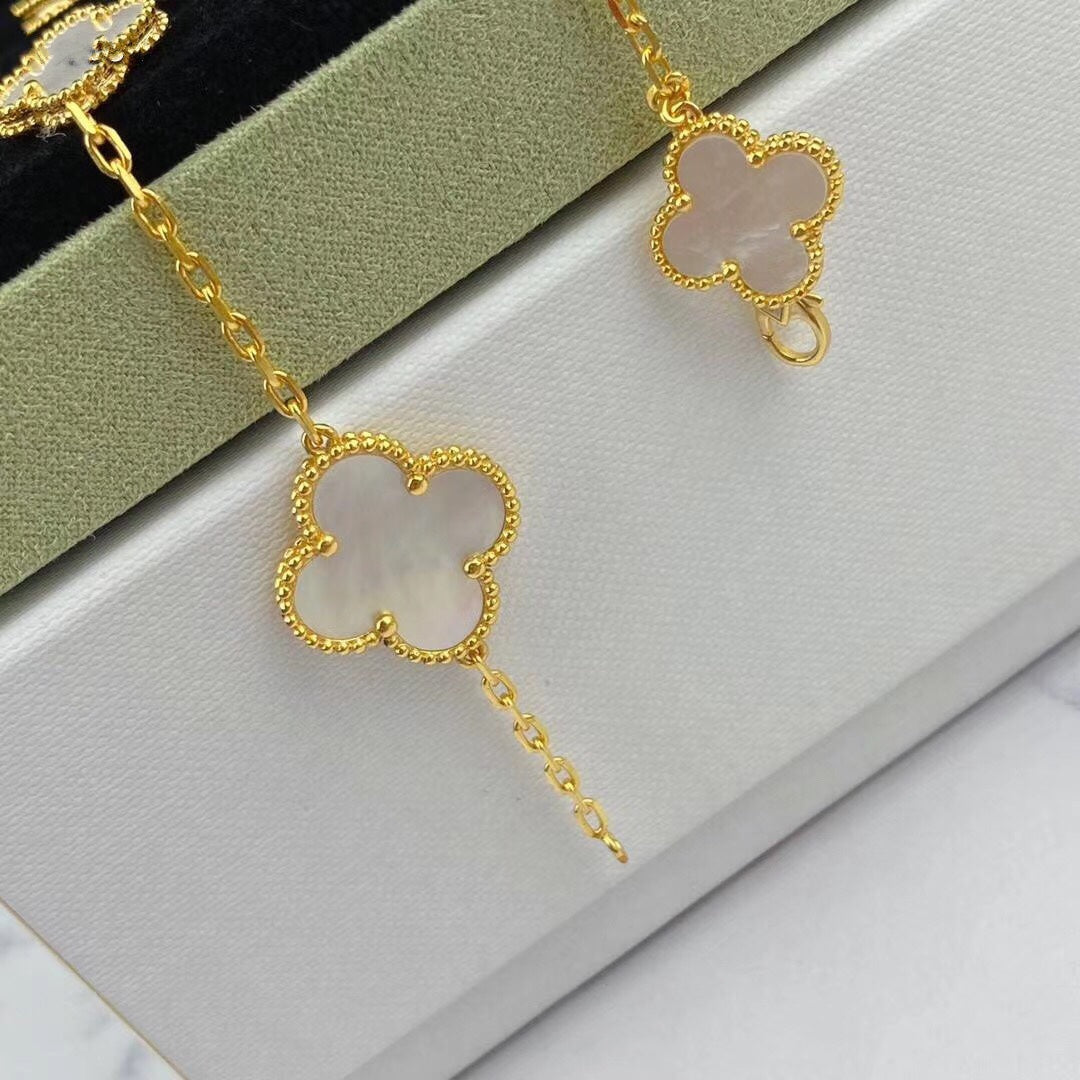 ¡®Star¡¯MAGIC CLOVER MOP GOLD BRACELET 5 MOTIFS