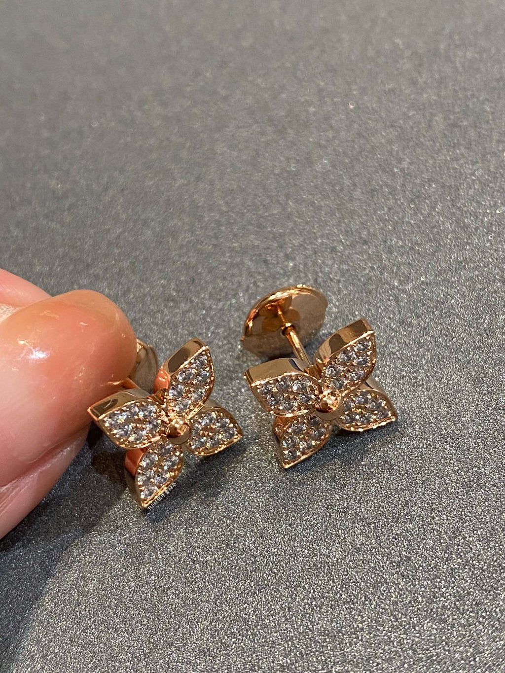 ¡®Star¡¯STAR DIAMOND EARRINGS