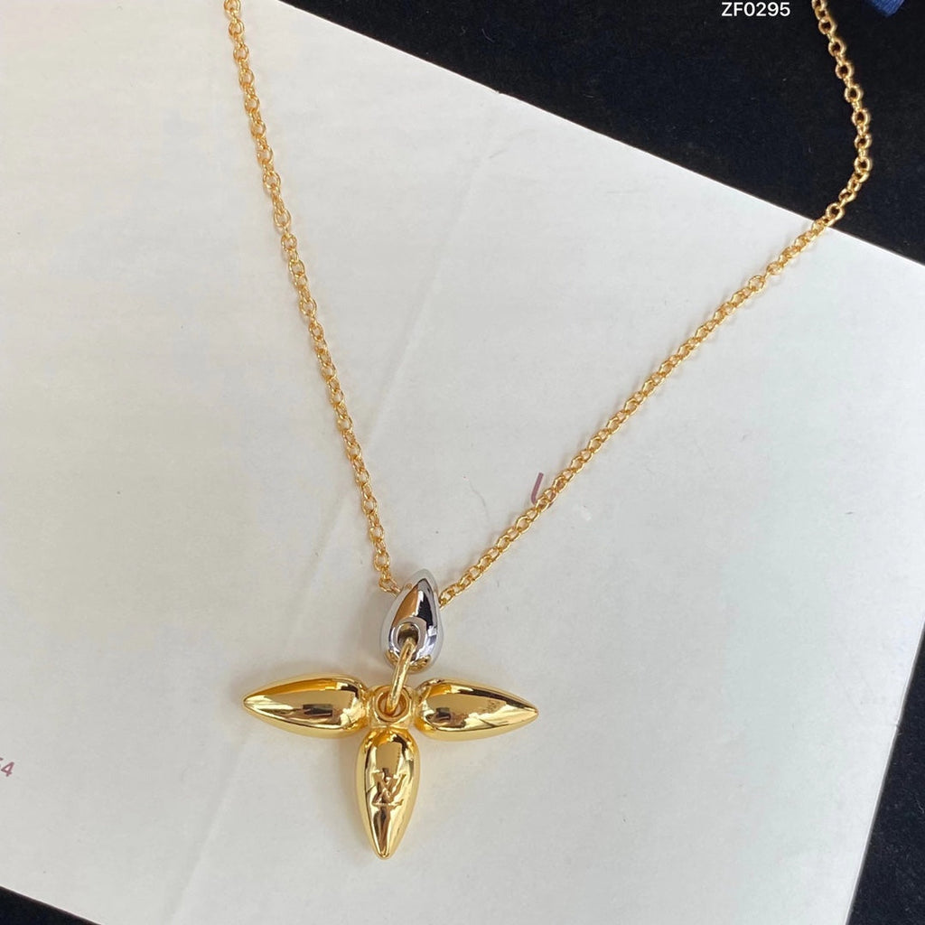¡®Star¡¯LOUISETTE PEDANT GOLD NECKLACE