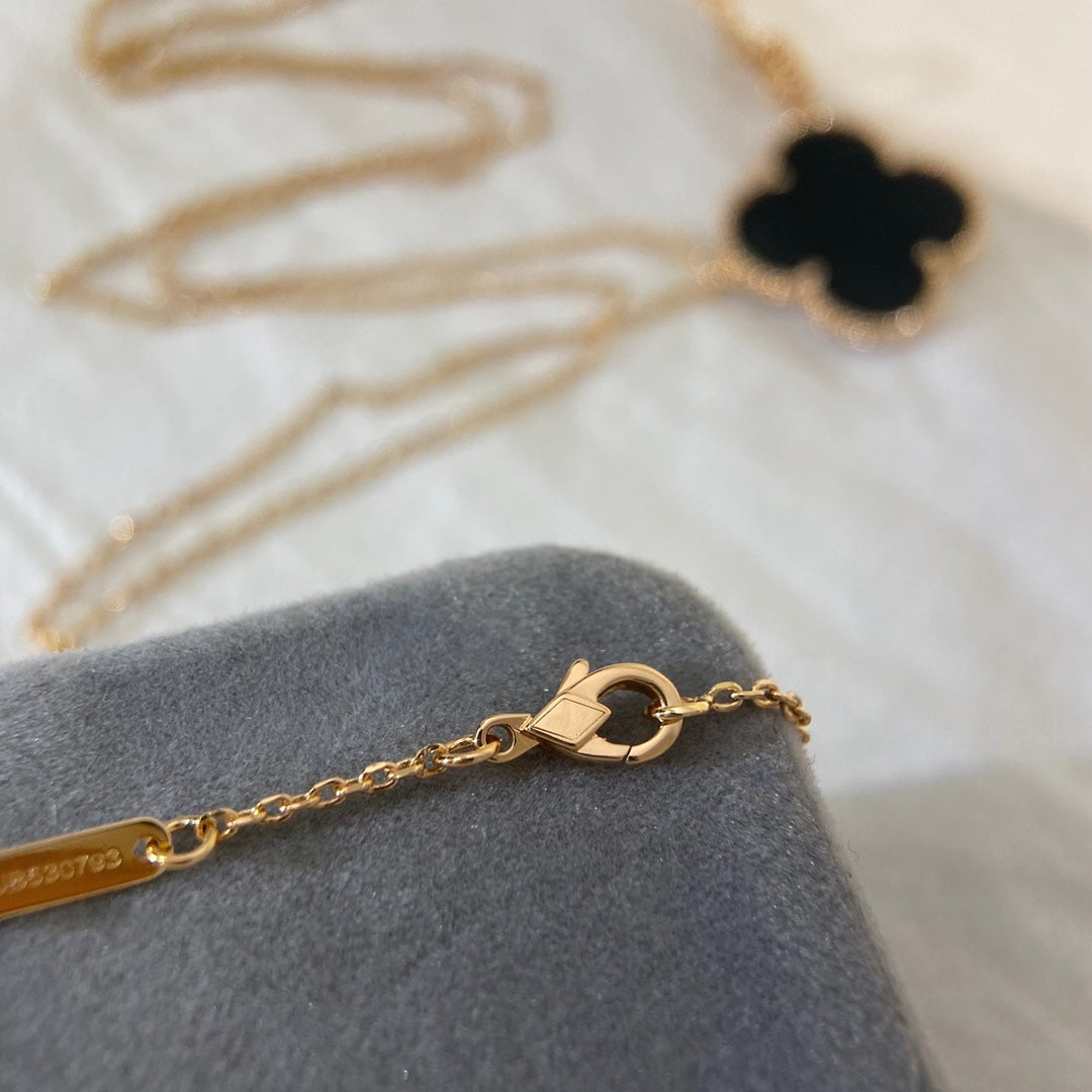 ¡®Star¡¯CLOVER 25MM NECKLACE GOLD ONYX
