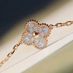 ¡®Star¡¯CLOVER 20 MOTIFS MALACHITE DIAMOND NECKLACE
