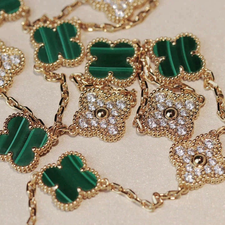 ¡®Star¡¯CLOVER 20 MOTIFS MALACHITE DIAMOND NECKLACE