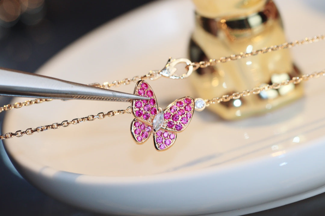 ¡®Star¡¯BUTTERFLY RED DIAMOND ROSE GOLD NECKLACE