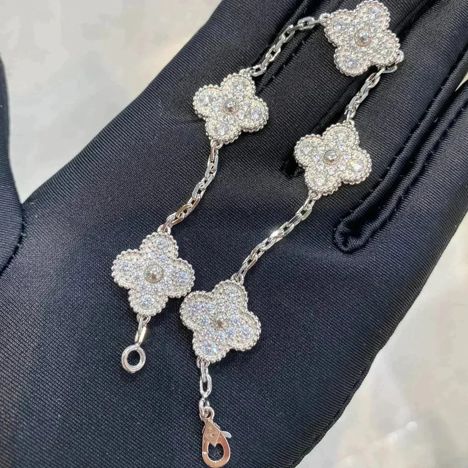 [Star] New  CLOVER 5 MOTIF FULL DIAMOND BRACELET COLLECTION