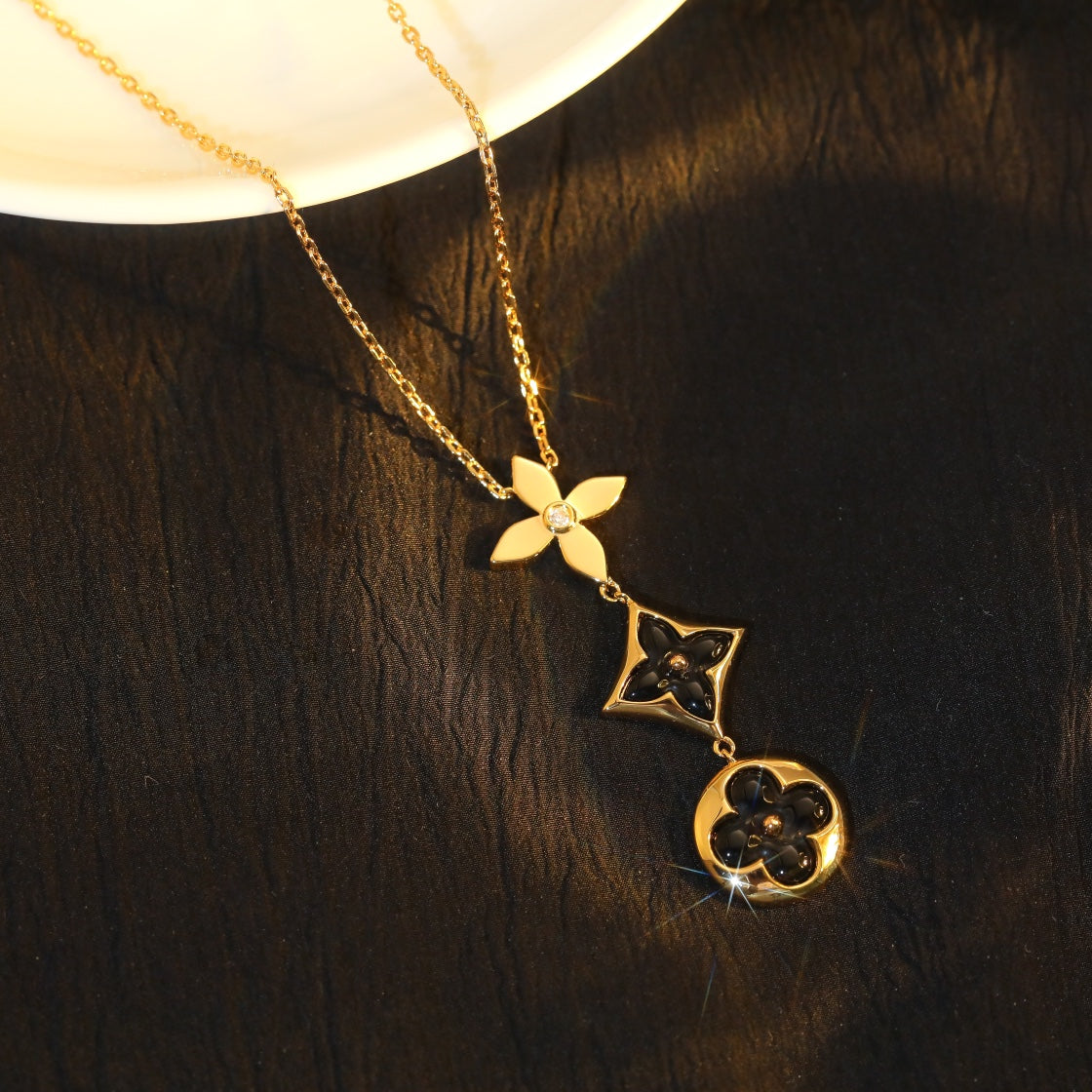 ¡®Star¡¯STAR AND SUN ONYX PINK GOLD NECKLACE