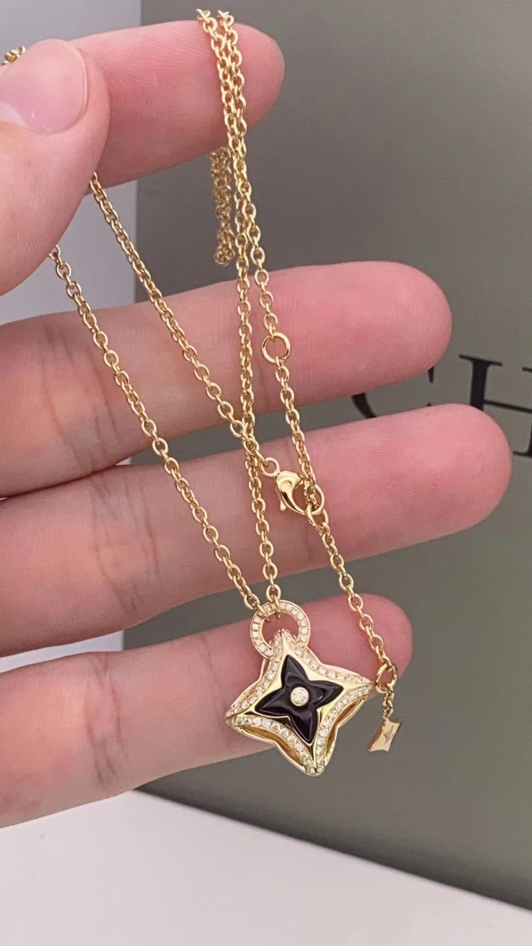 ¡®Star¡¯STAR PEDANT PINK GOLD DIAMOND NECKLACE