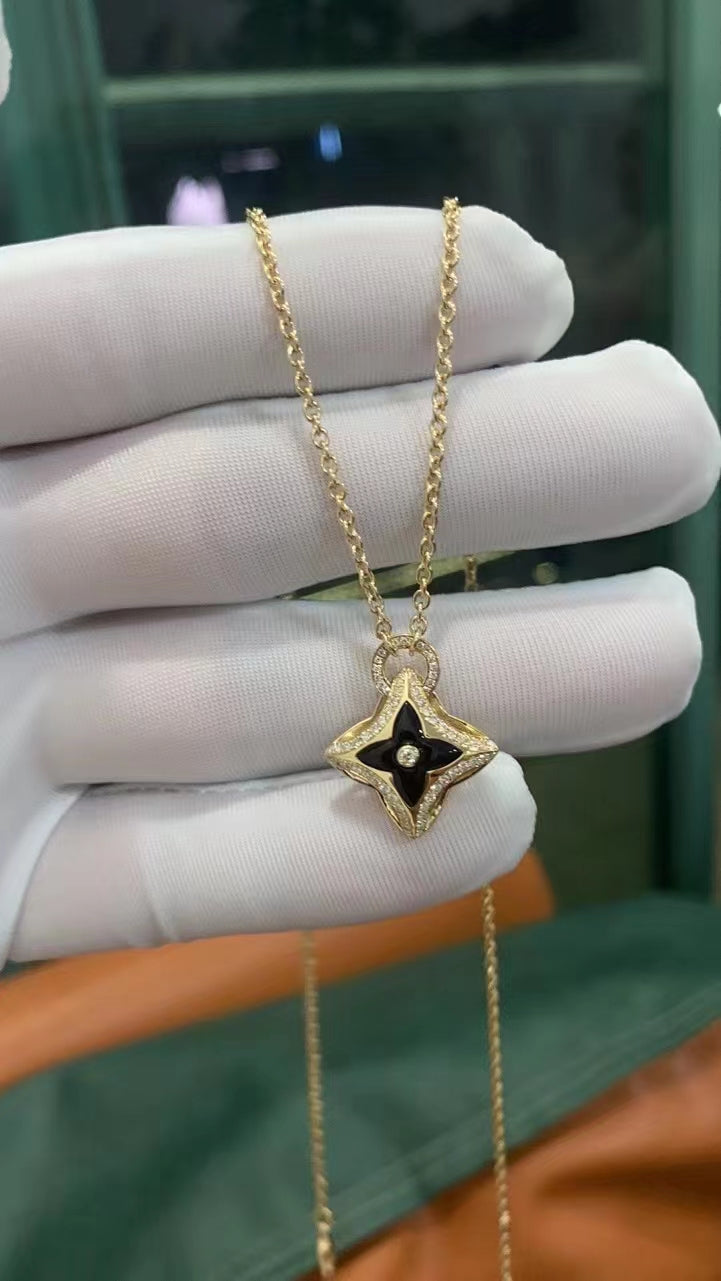 ¡®Star¡¯STAR PEDANT PINK GOLD DIAMOND NECKLACE