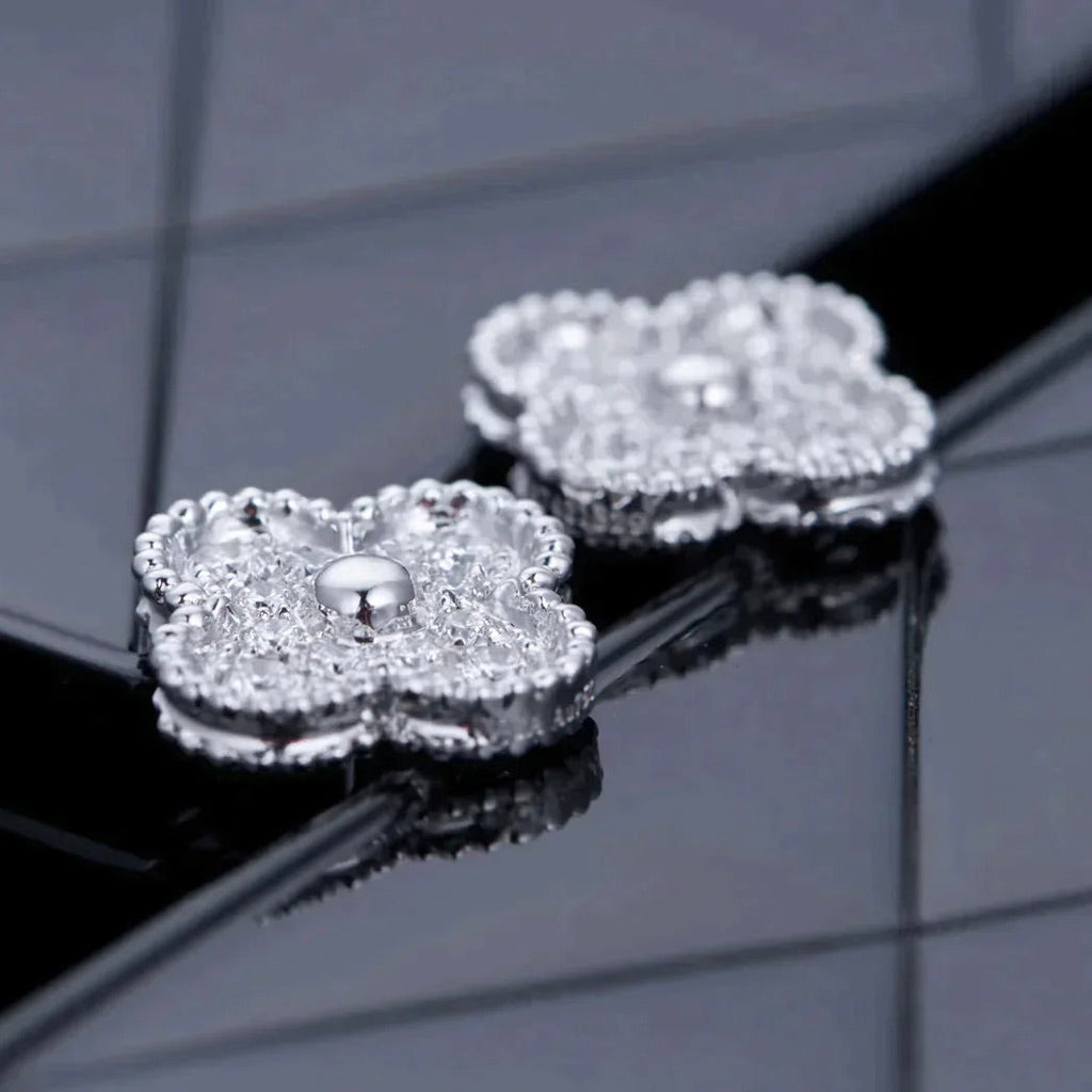 ¡®Star¡¯CLOVER 1 MOTIFS DIAMOND STUD EARRINGS SILVER