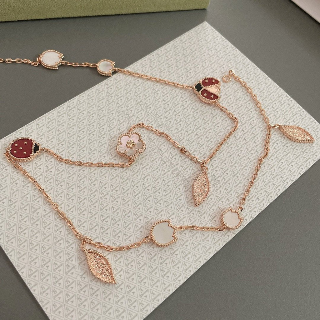 ¡®Star¡¯LUCKY SPRING 15 MOTIFS ROSE GOLD NECKLACE