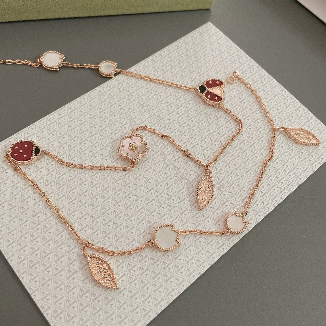 ¡®Star¡¯LUCKY SPRING 15 MOTIFS ROSE GOLD NECKLACE