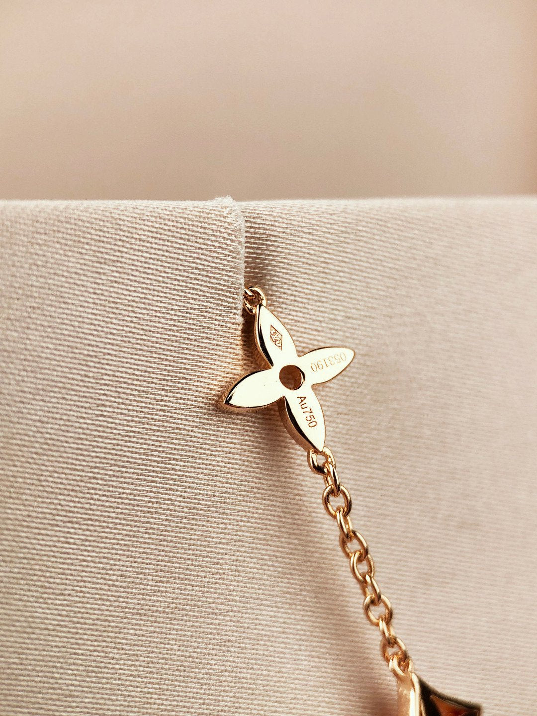 ¡®Star¡¯STAR AND SUN 7 MOTIFS GOLD BRACELET