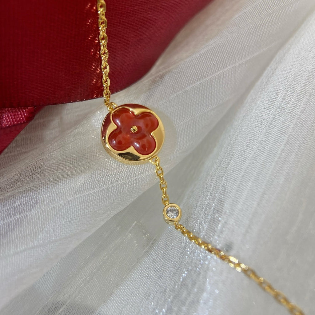 ¡®Star¡¯SUN PEDANT CARNELIAN BRACELET