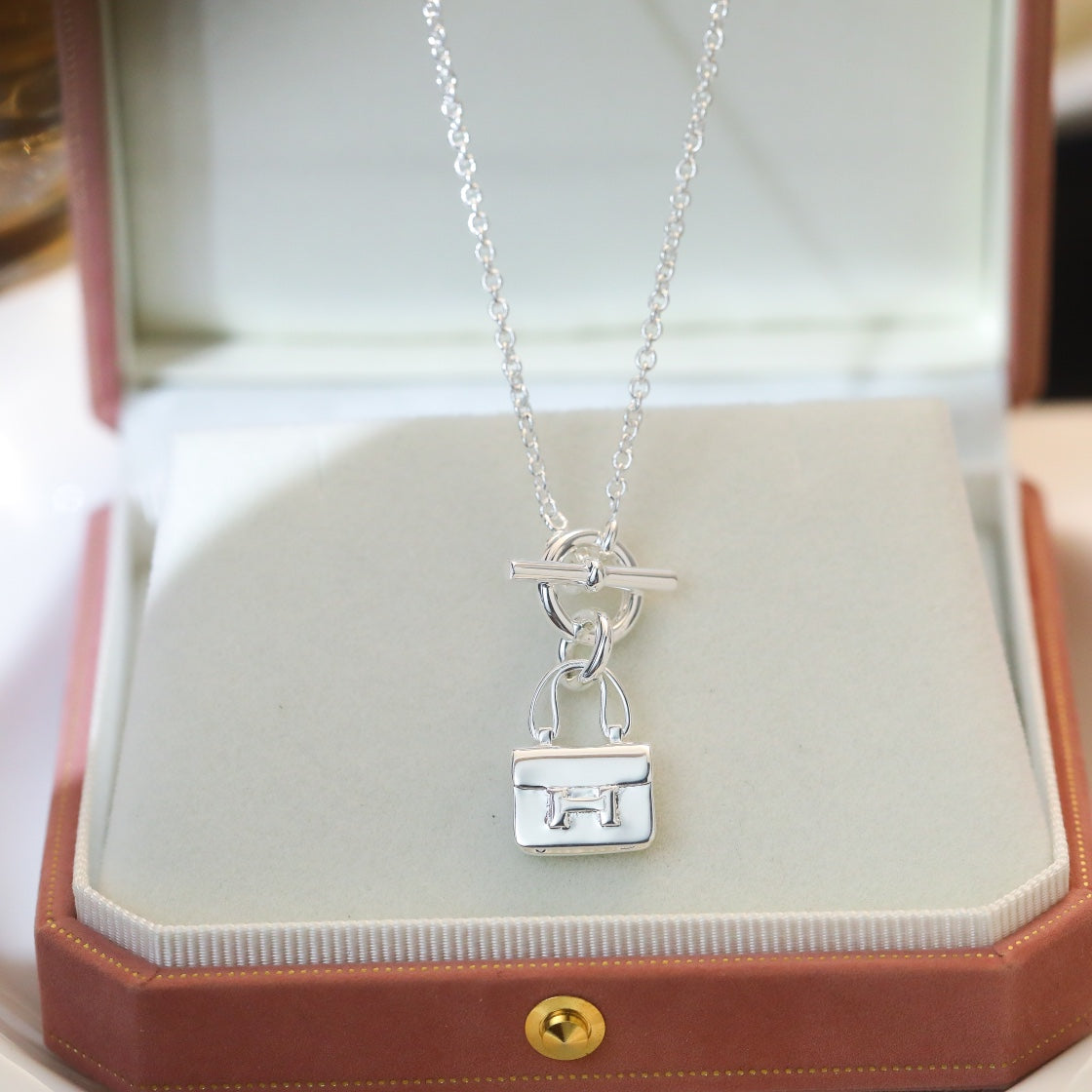 ¡®Star¡¯POP H PEDANT SILVER NECKLACE