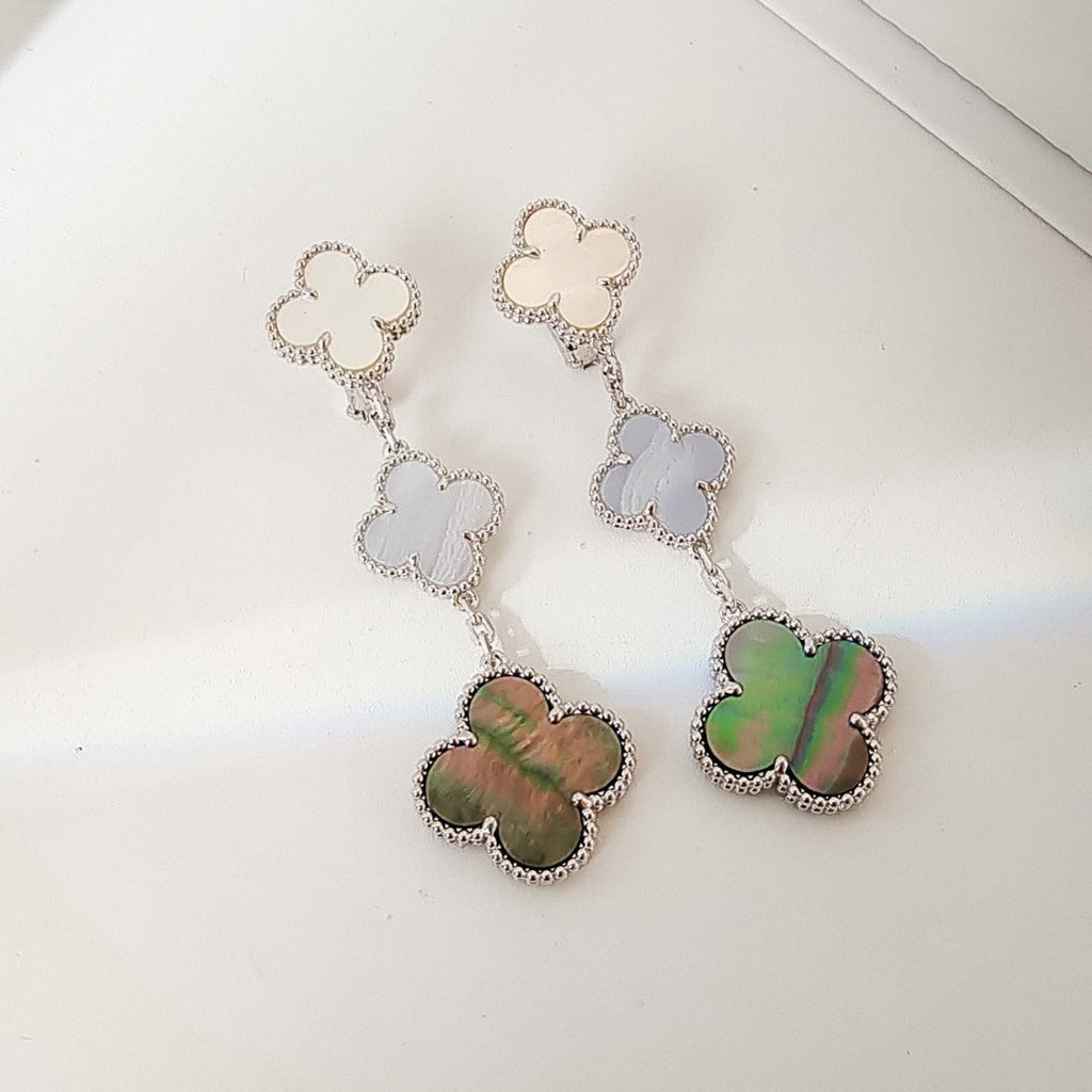 ¡®Star¡¯CLOVER 3 MOTIFS CHALCEDONY DARK MOP SILVER EARRINGS