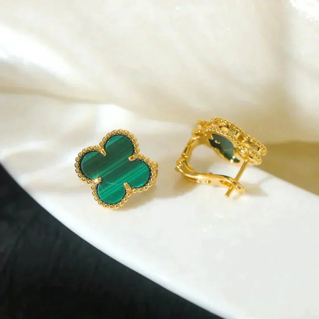 ¡®Star¡¯CLOVER MEDIUM 1 MOTIFS MALACHITE  EARRINGS