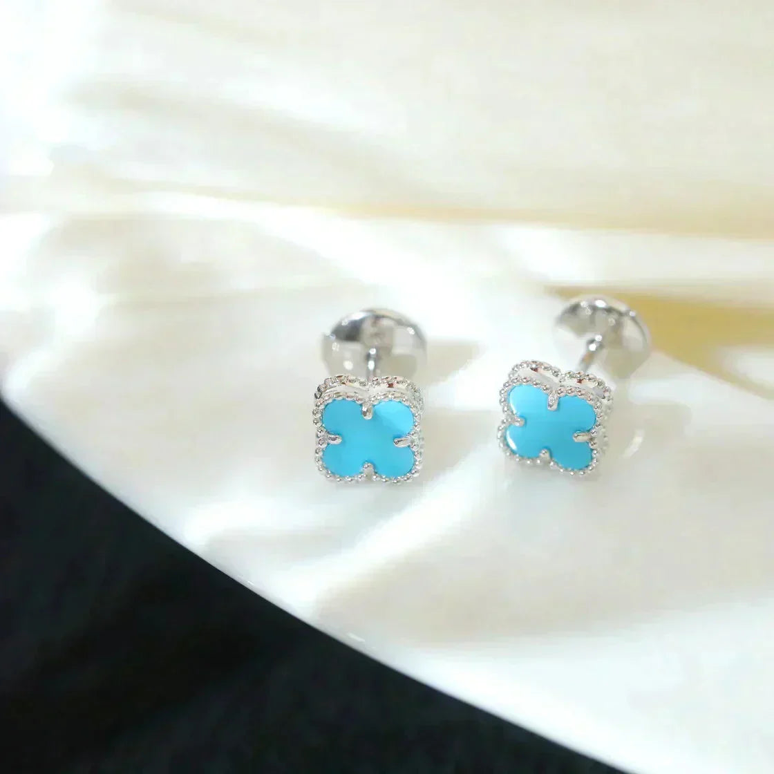 ¡®Star¡¯CLOVER MINI 9.5MM ONYX STUD EARRINGS SILVER