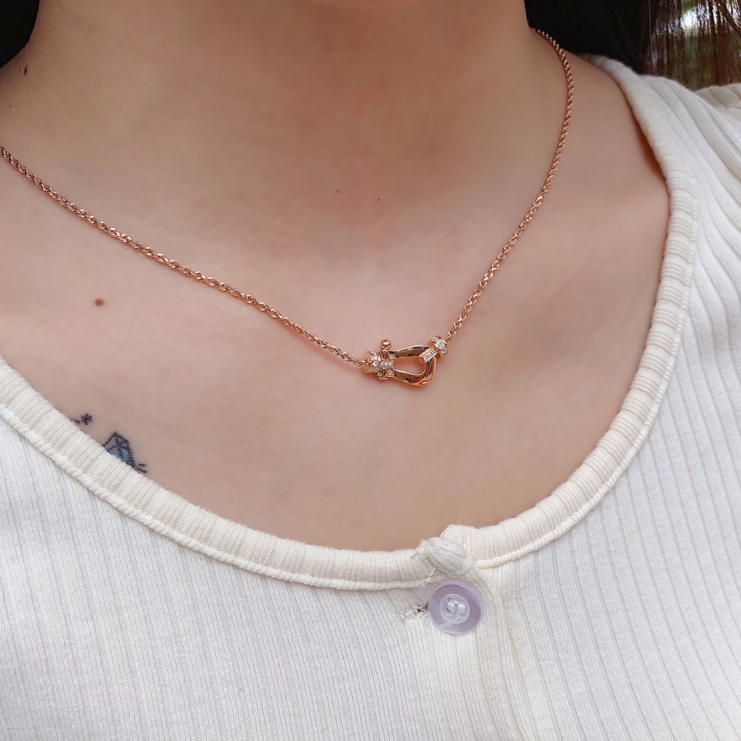 ¡®Star¡¯FORCE 10 PINK GOLD DIAMOND NECKLACE