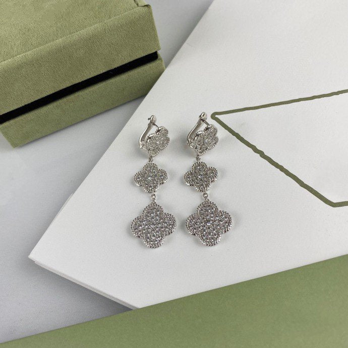 ¡®Star¡¯CLOVER 3 MOTIF DIAMOND SILVER DROP EARRINGS