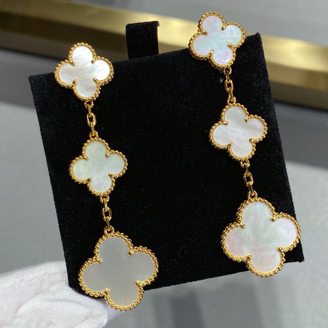 ¡®Star¡¯CLOVER MOP 3 MOTIFS GOLD EARRINGS