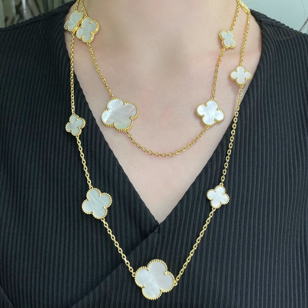 ¡®Star¡¯CLOVER 16 MOTIF WHITE MOP GOLD NECKLACE
