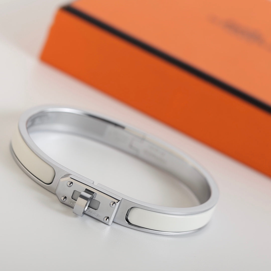 ¡®Star¡¯HM KELLY WHITE BRACELET