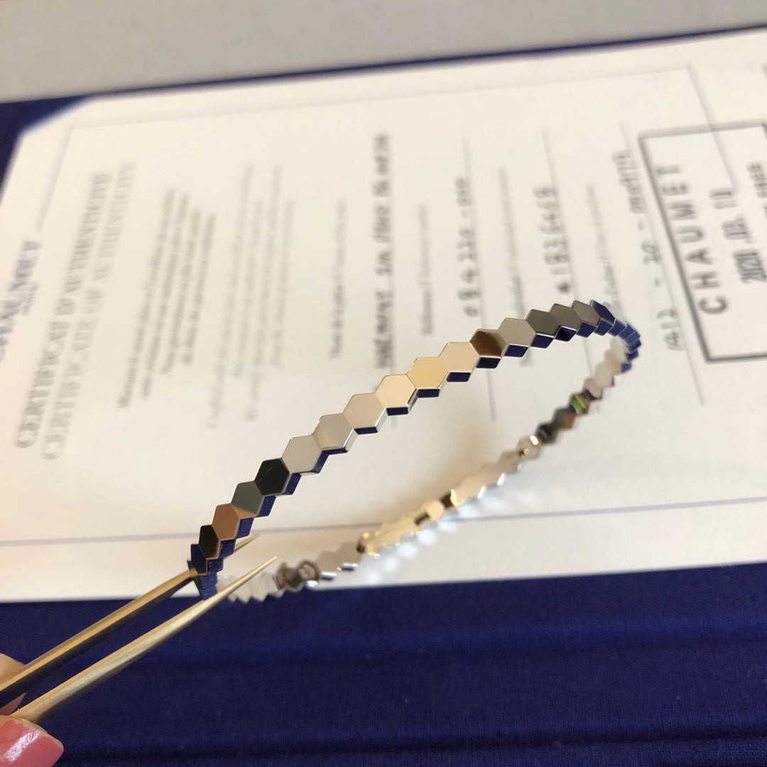 ¡®Star¡¯BEE LOVE BRACELET