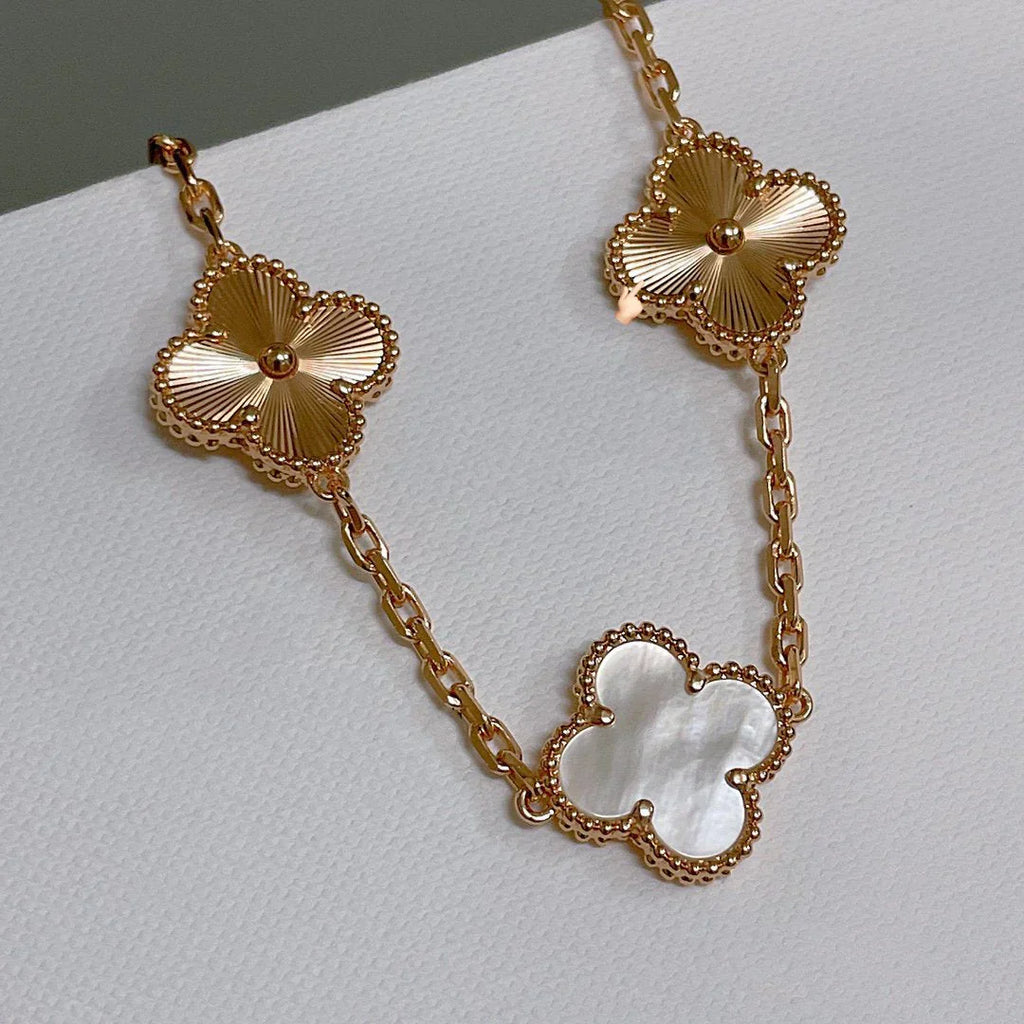 [Star]New CLOVER WHITE PEARL MOP 5 MOTIF BRACELET COLLECTION