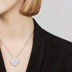 ¡®Star¡¯CLOVER 25MM LARGE PENDANT DIAMOND PAVED SILVER NECKLACE