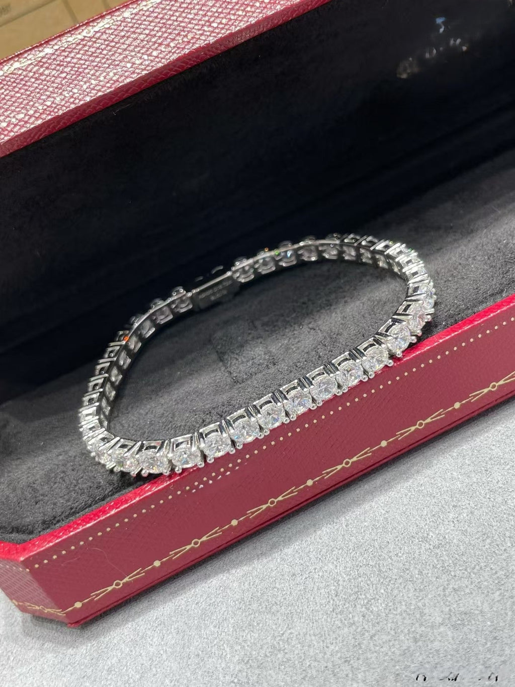[¡®Star¡¯]TENNIS BRACELET WITH FULL DIAMOND SETTING