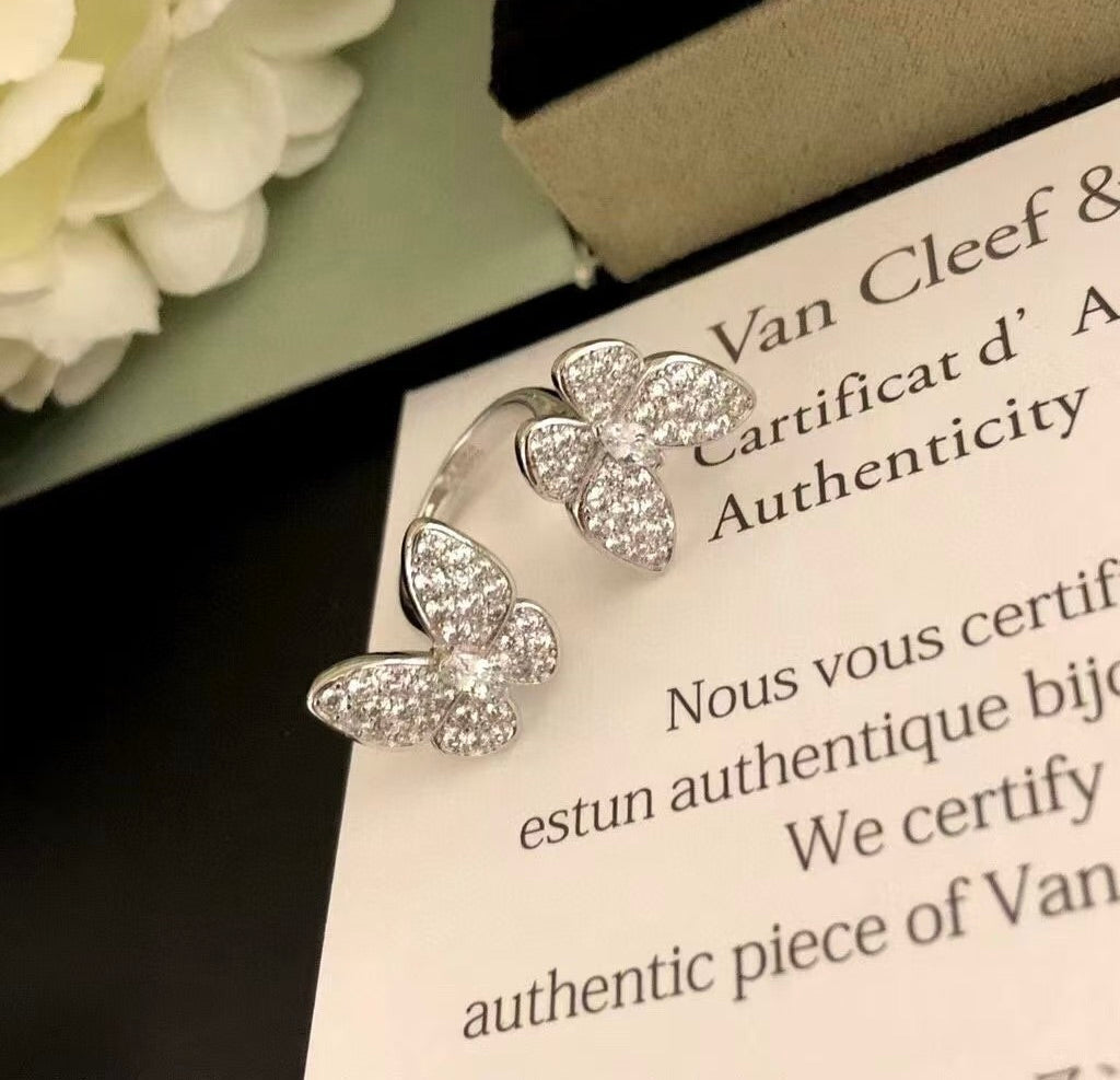 ¡®Star¡¯TWIN SILVER BUTTERFLY DIAMOND RING