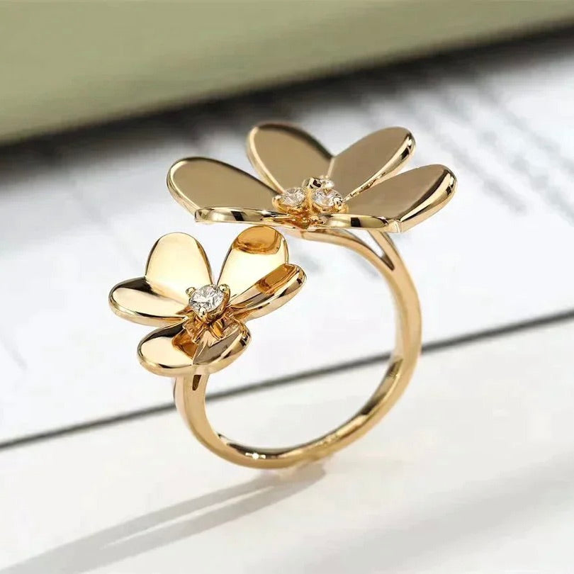 ¡®Star¡¯CLOVER COMOS GOLD DIAMOND RING