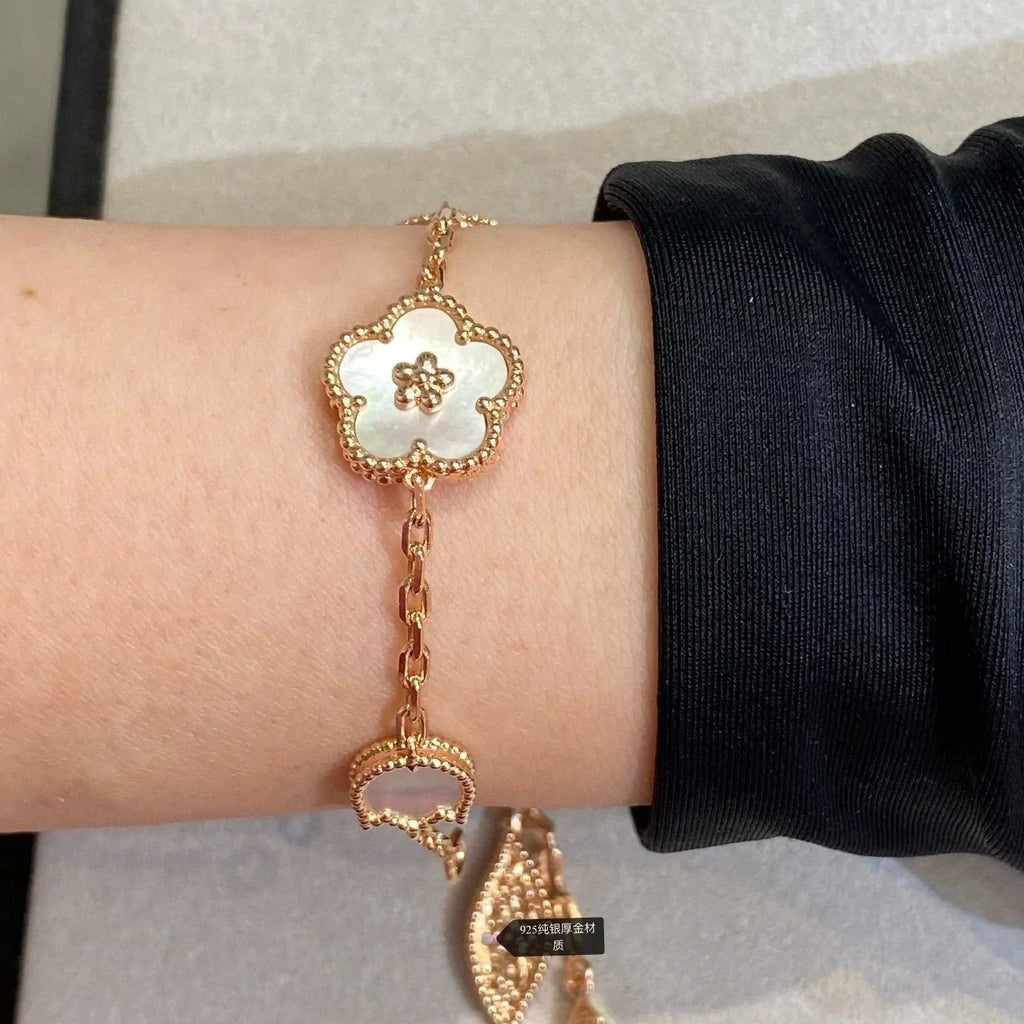 ¡®Star¡¯LUCKY SPRING 5 MOTIF BRACELET