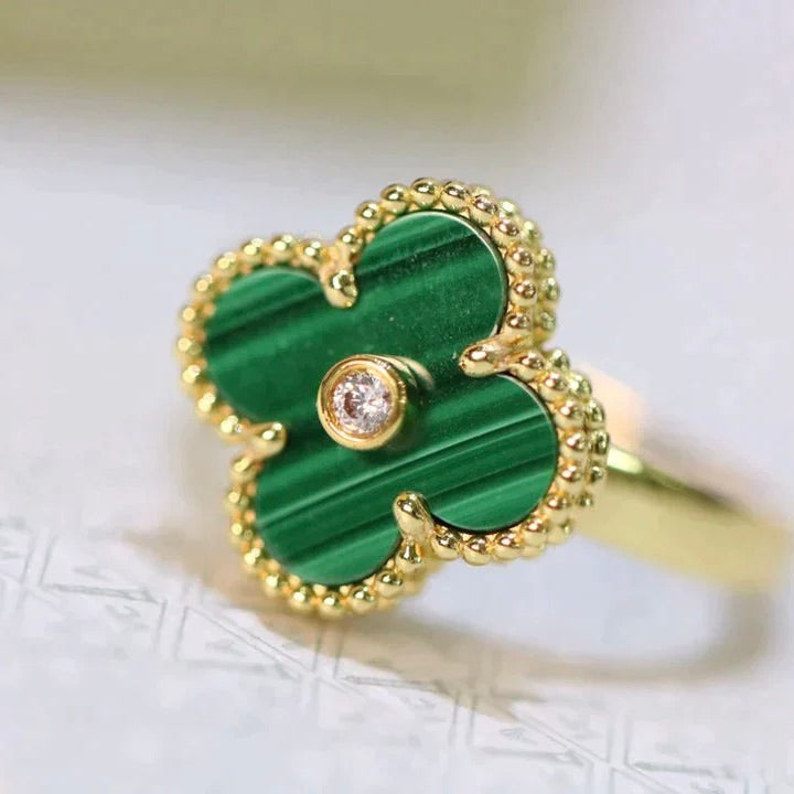 ¡®Star¡¯CLOVER MALACHITE RING GOLD DIAMOND