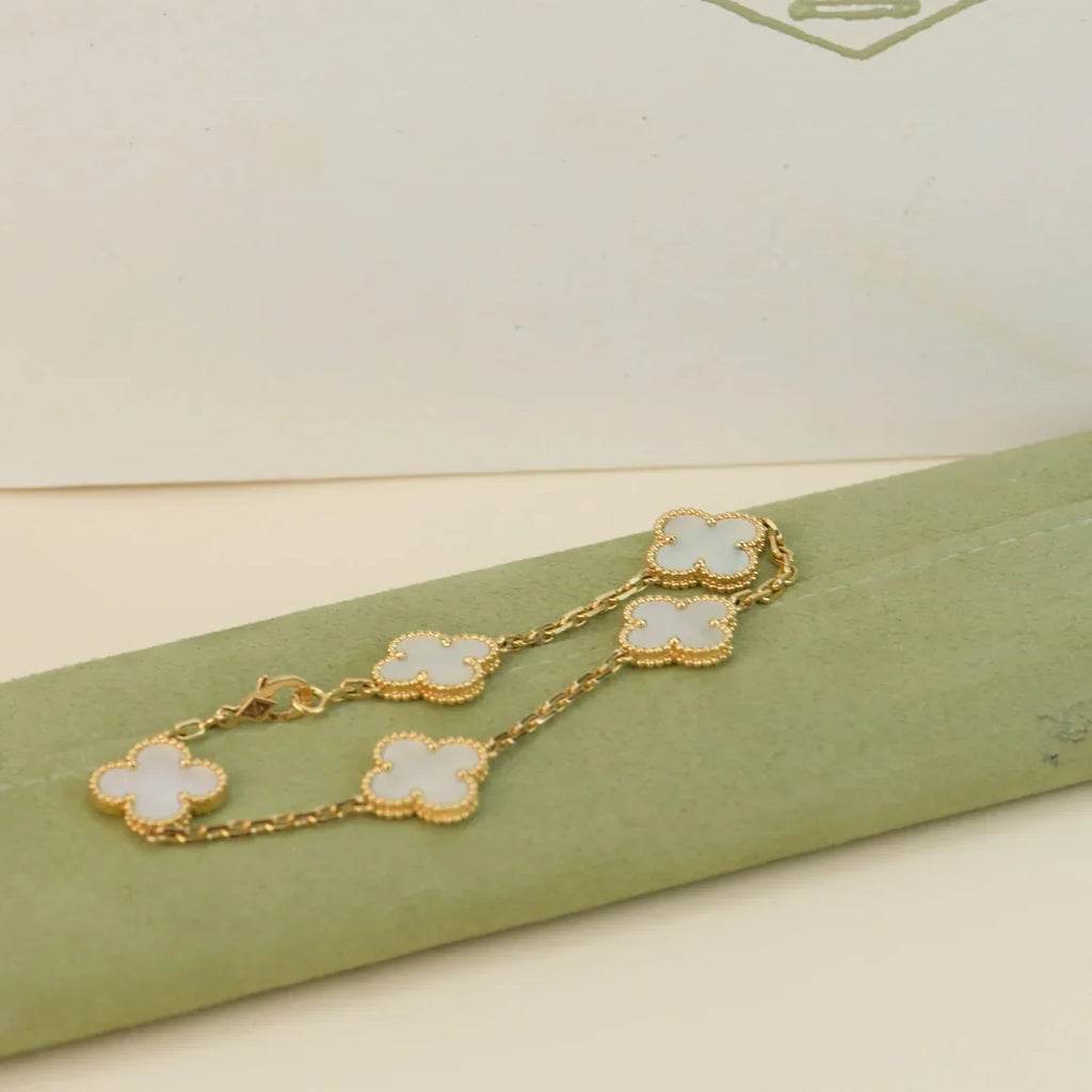 [Star]New CLOVER WHITE PEARL MOP 5 MOTIF BRACELET COLLECTION