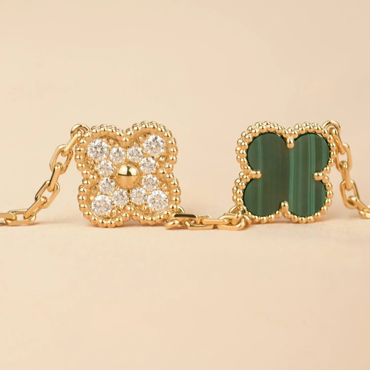 [Star]New  CLOVER 5 MOTIF MALACHITE BRACELET COLLECTION