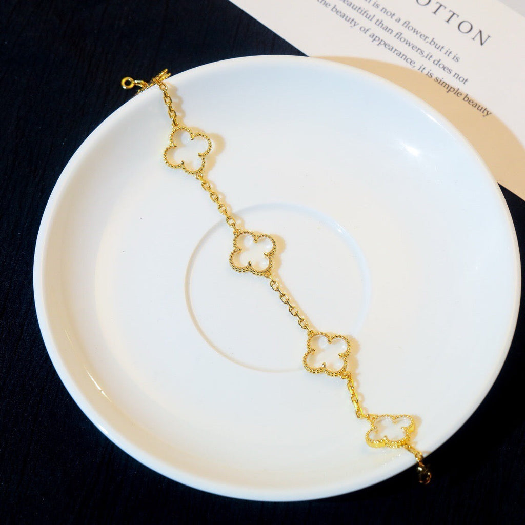 [Star]New CLOVER 5 MOTIF ROCK CRYSTAL BRACELET