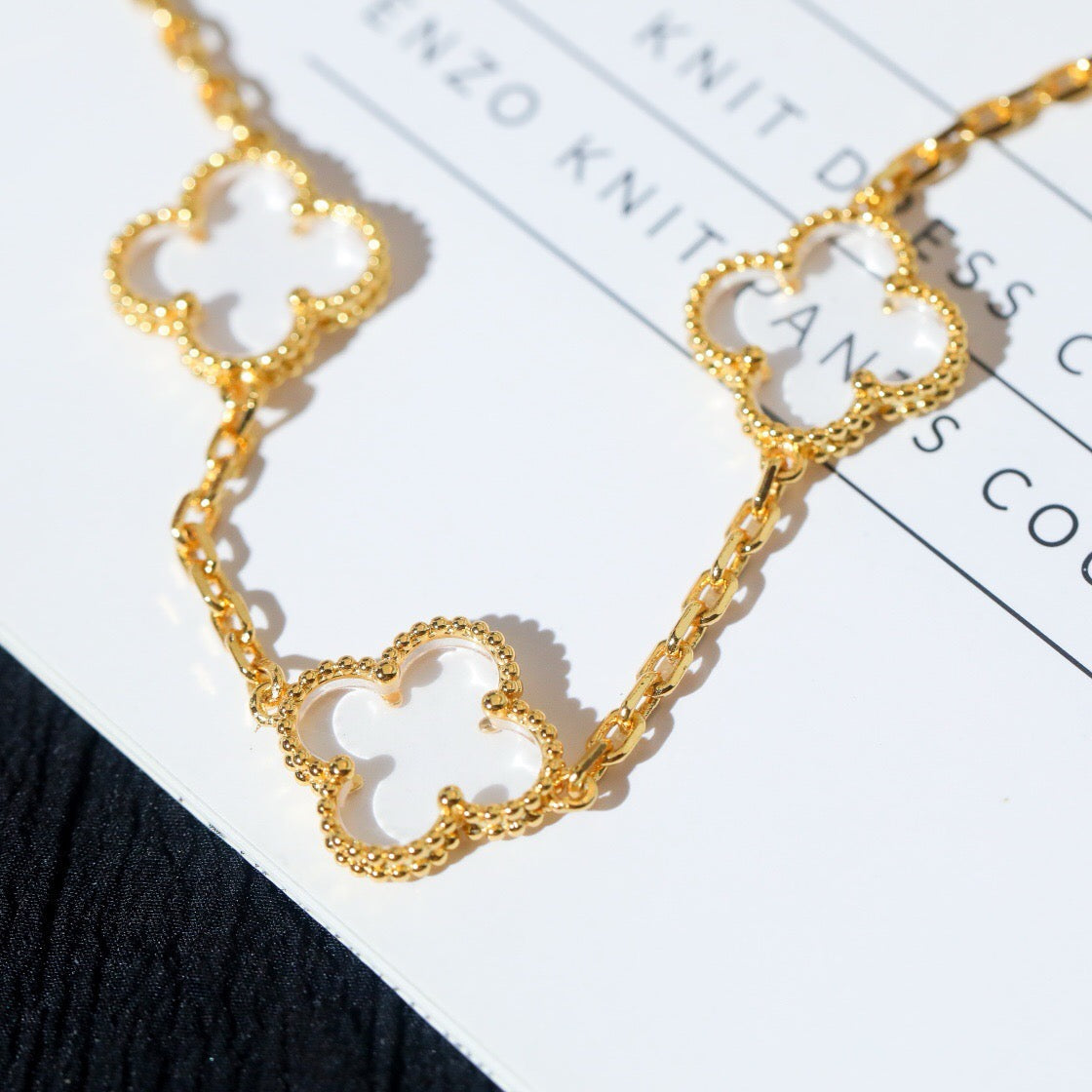 [Star]New CLOVER 5 MOTIF ROCK CRYSTAL BRACELET
