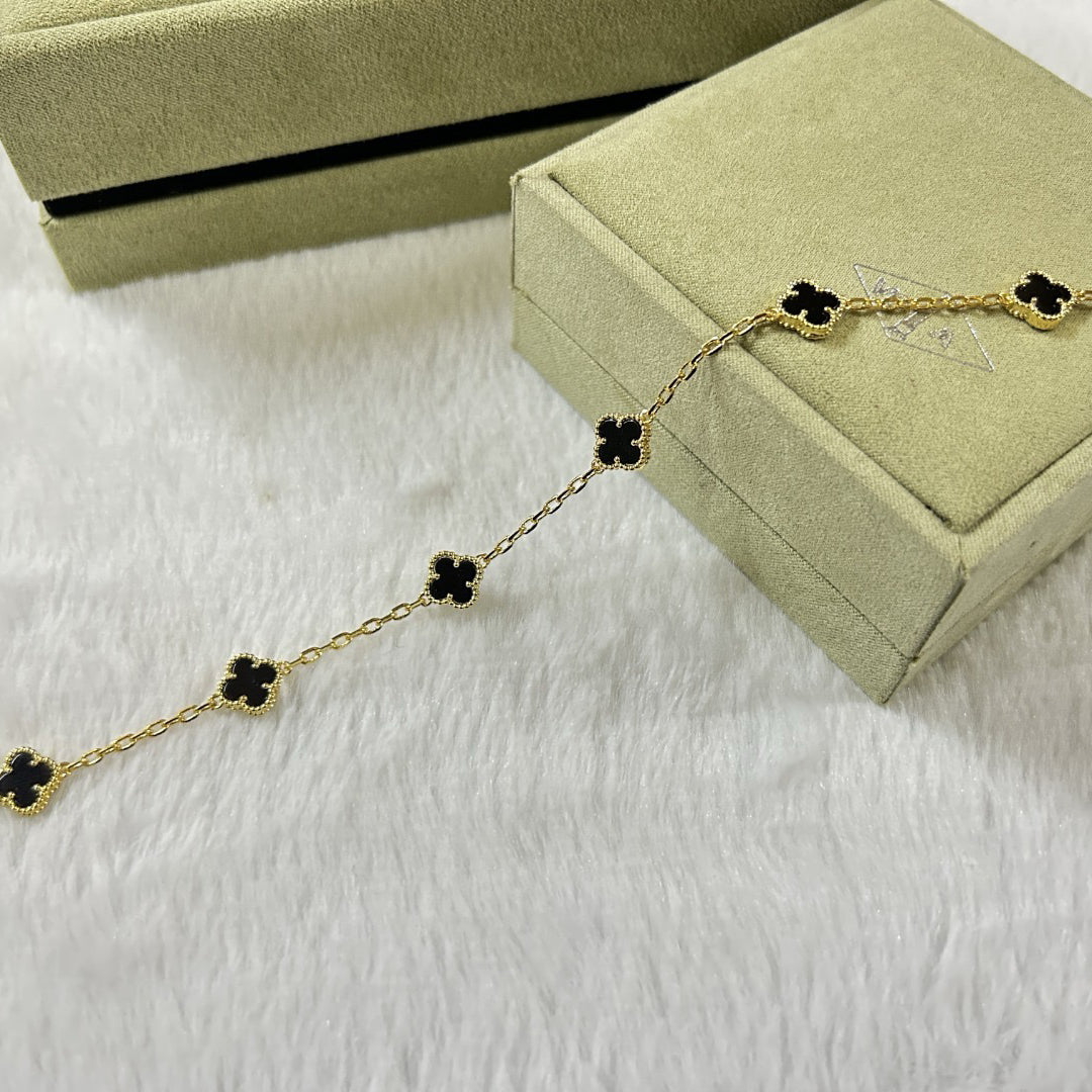 [¡®Star¡¯]CLOVER 6 MOTIF  ONYXS BRACELET