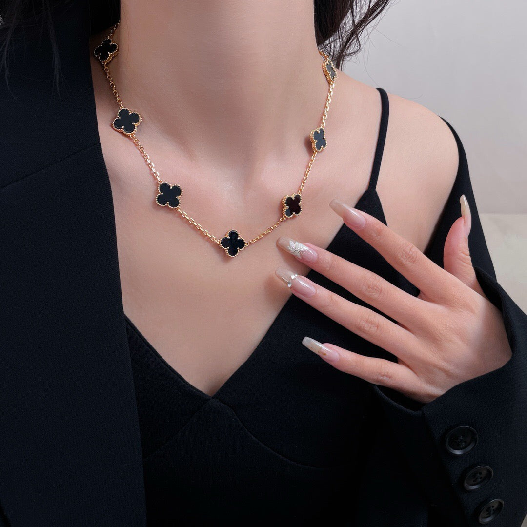 ¡®Star¡¯CLOVER 10 MOTIFS ONYX NECKLACE