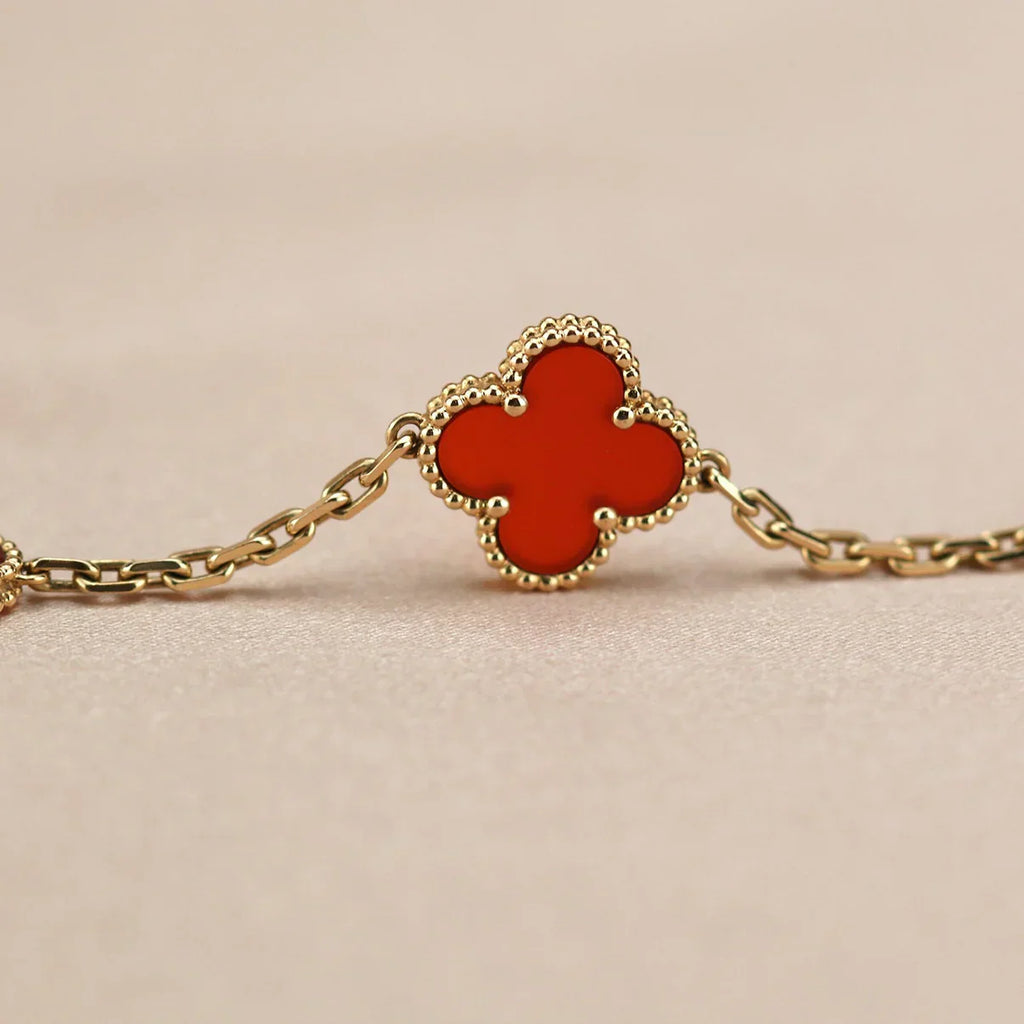 [Star]New  CLOVER 5 MOTIF RED CORNELIAN BRACELET COLLECTION